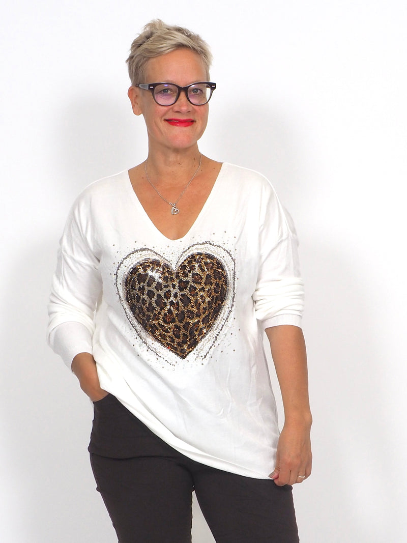 Neule Heart Leo White