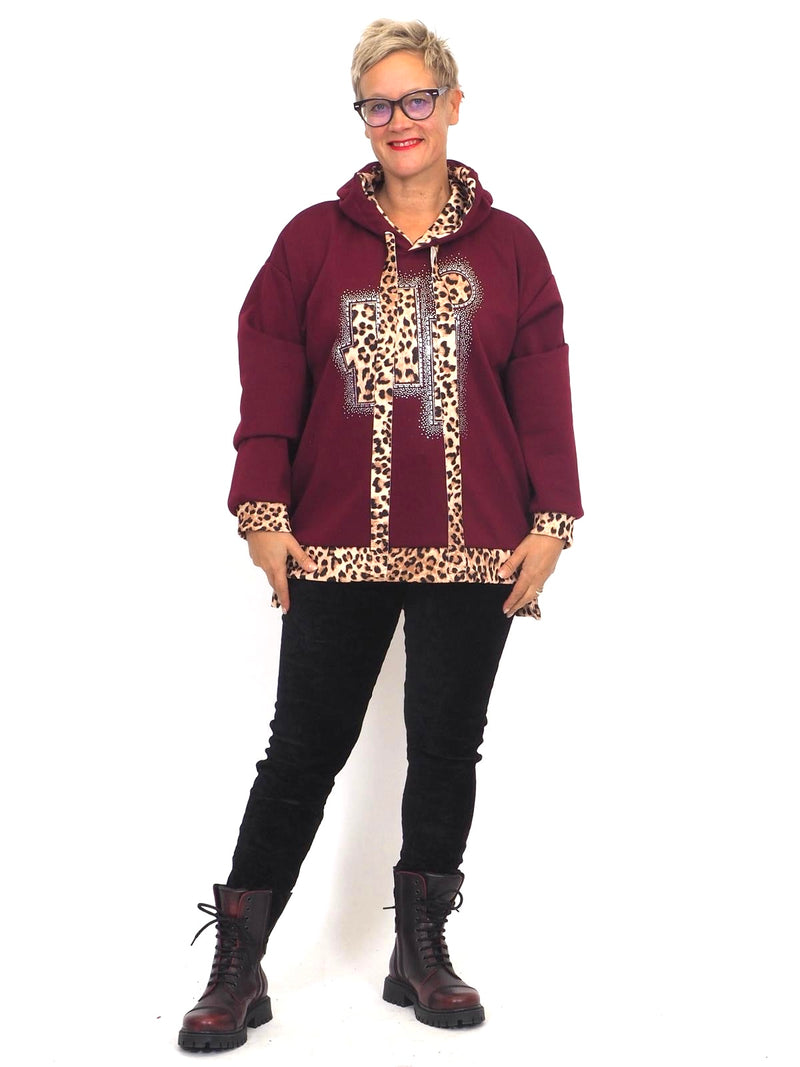 Collegehuppari Holly