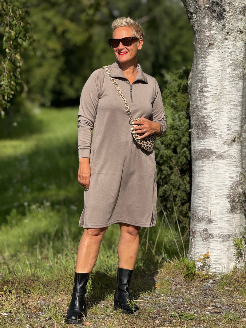 Zeze Collegemekko Masja 620