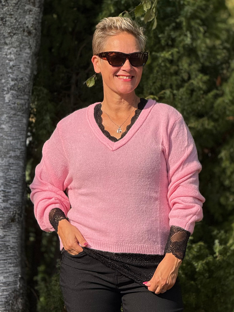 Neule Saria Vaaleanpunainen