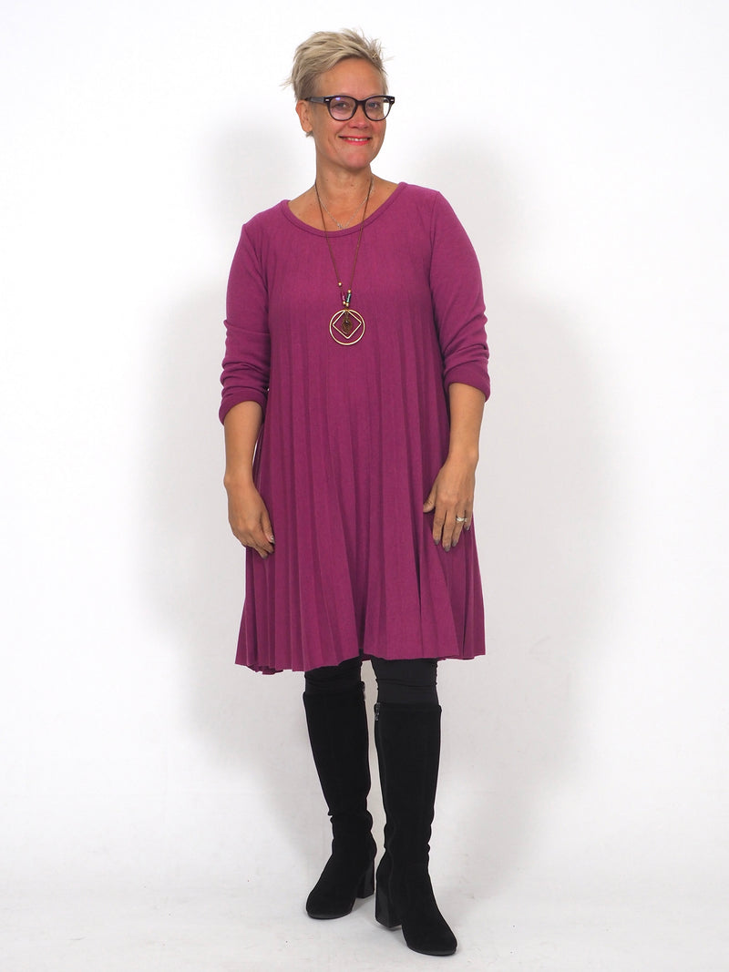 Pliseerineulosmekko Carlotta