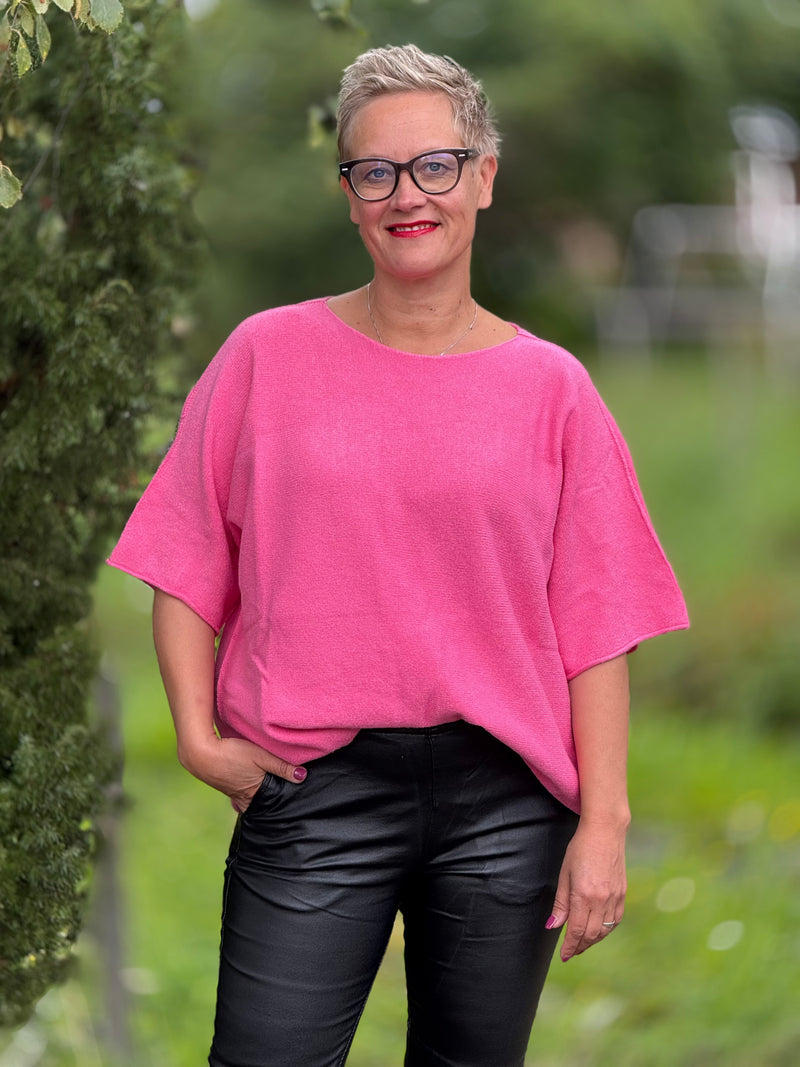 Marta Du Chateau Neule Sia Fuxia
