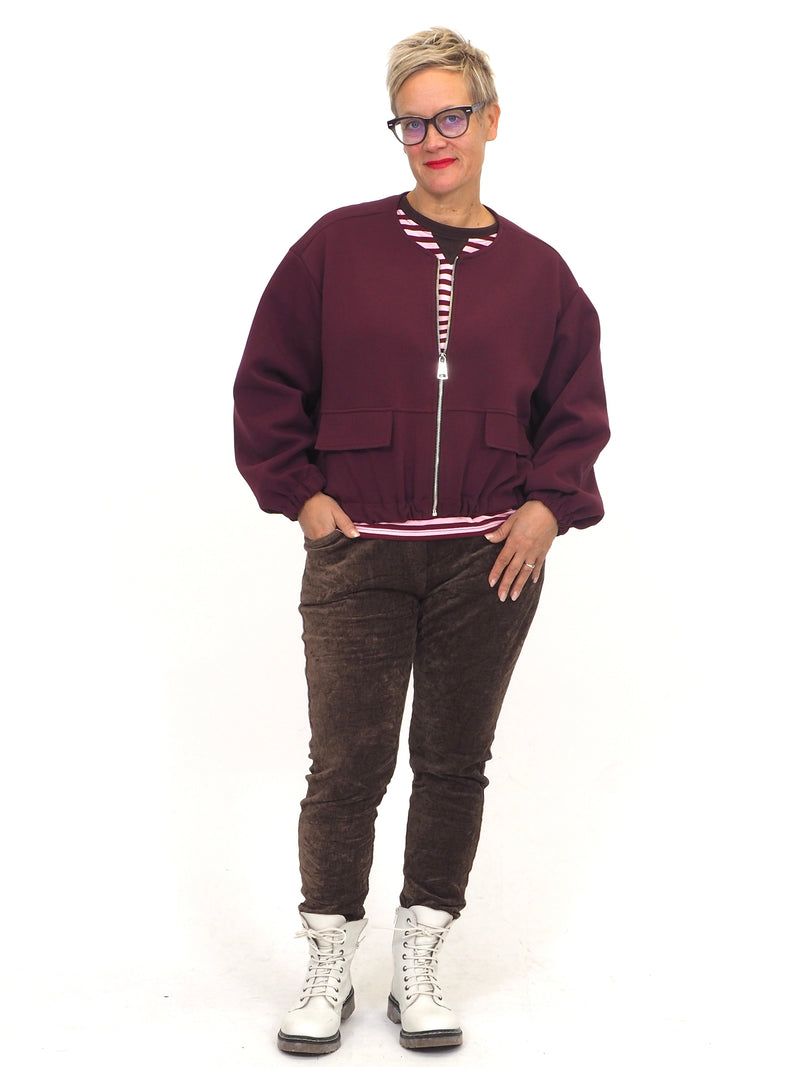 Lyhyt Collegetakki Ellu