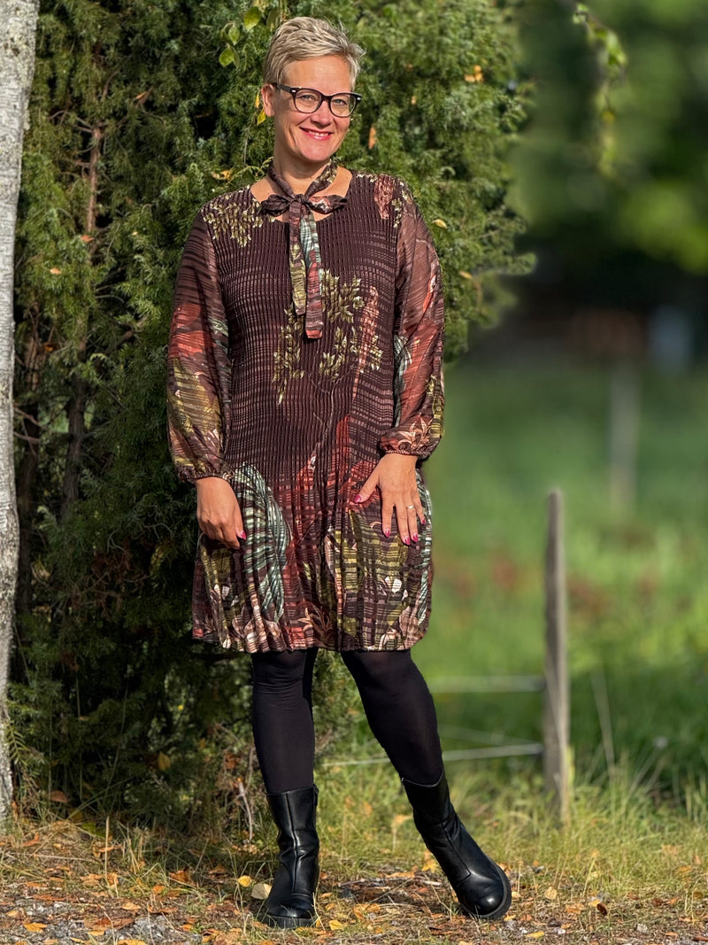 Tunikamekko Cassia Ruskea