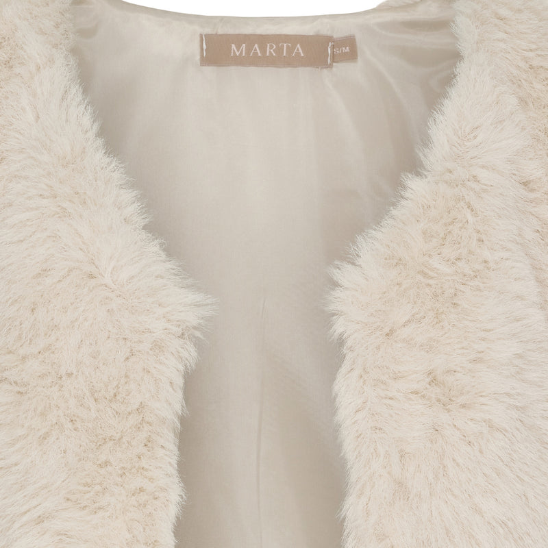 Marta du Chateau Liivi Arlette White