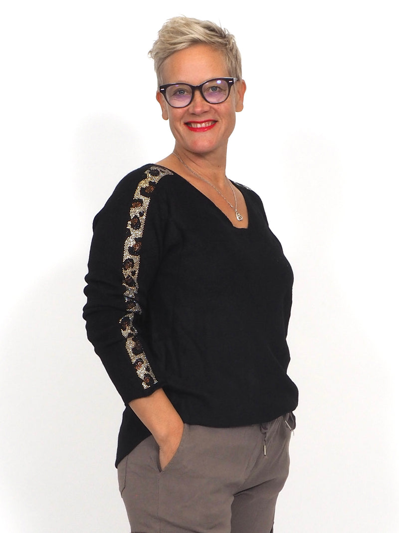 Neule Leopardia