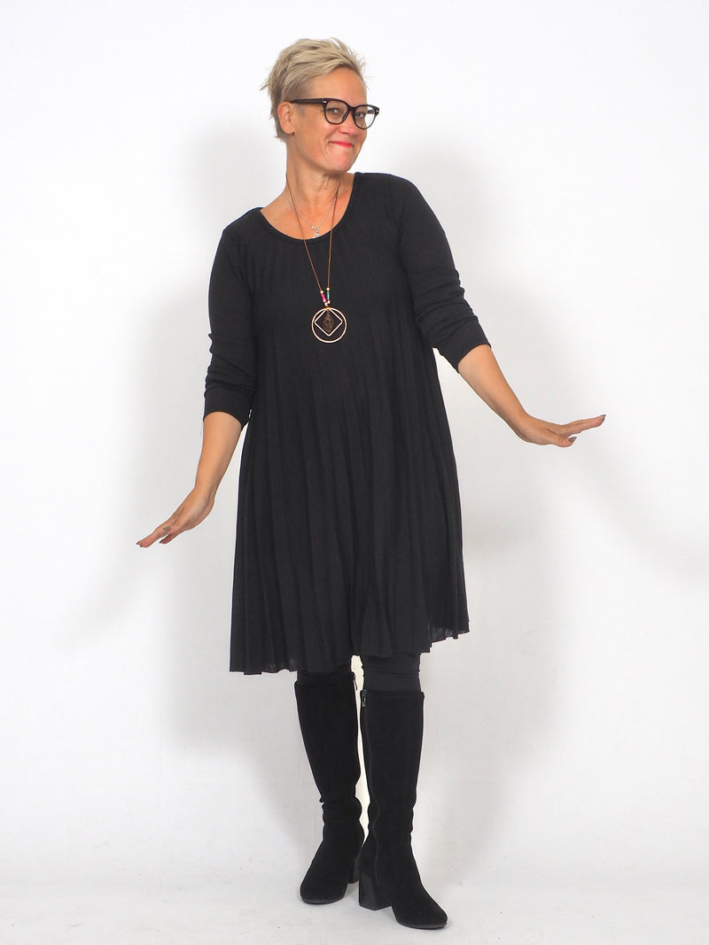 Pliseerineulosmekko Carlotta