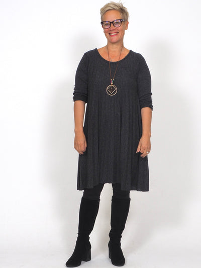 Pliseerineulosmekko Carlotta