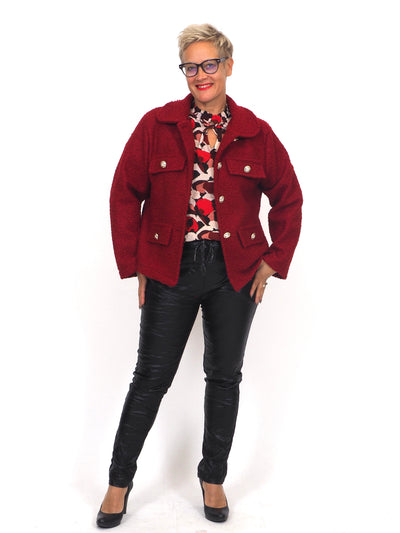 Lyhyt Jakku Napeilla Tummanpunainen