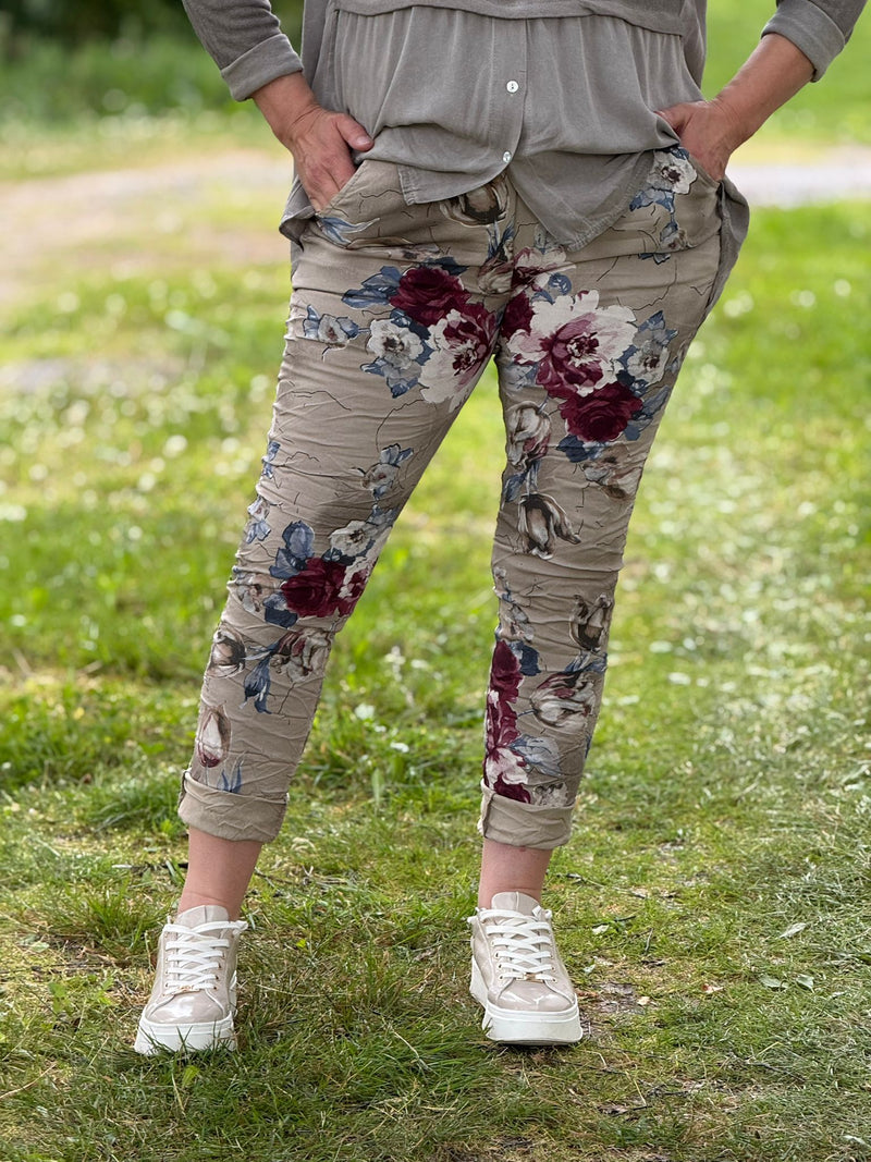 Jeggins Rosalie