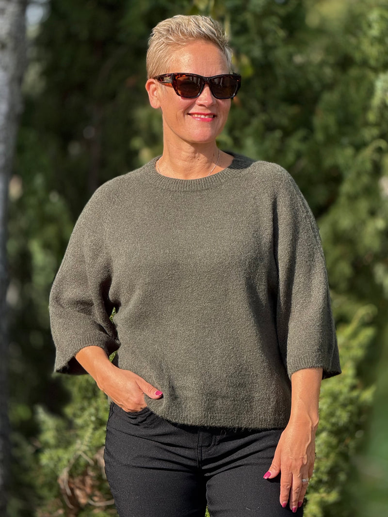 Alpakkaneule Sara Khaki