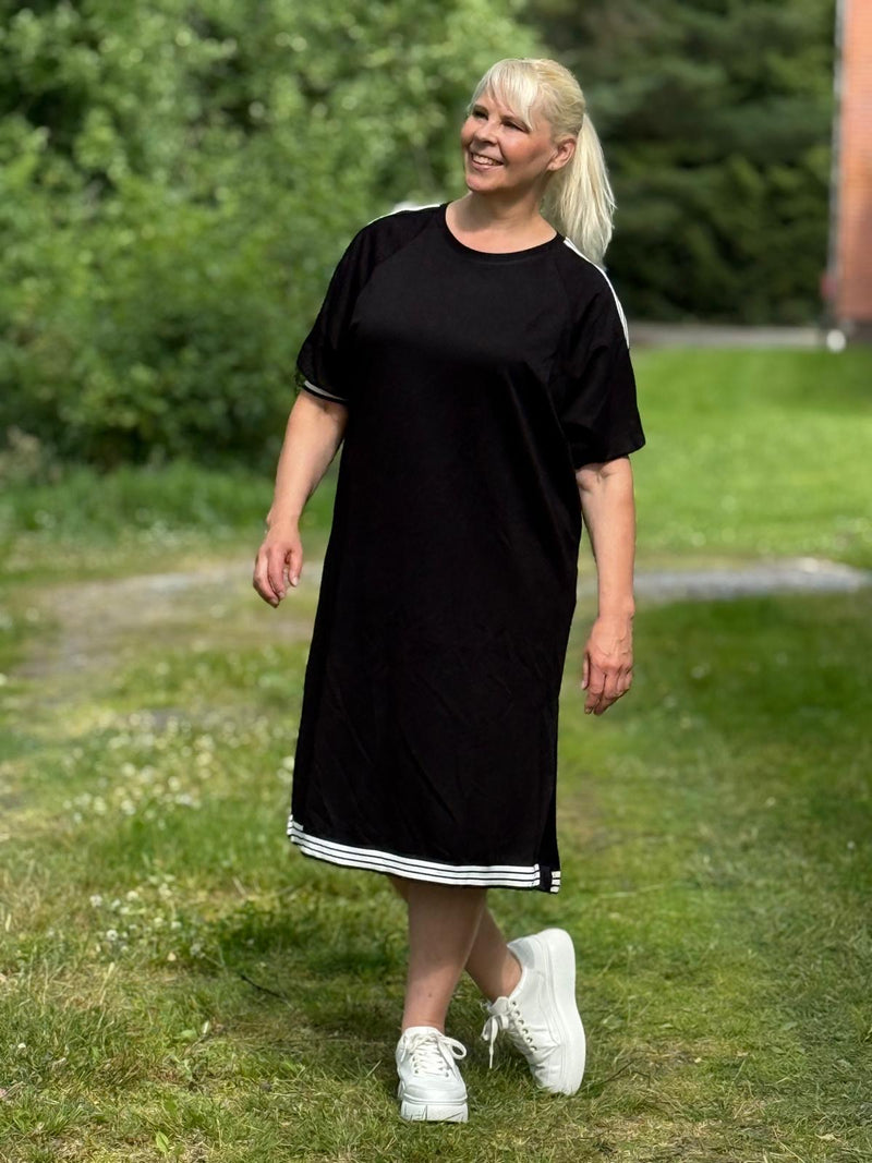 Collegemekko Veda
