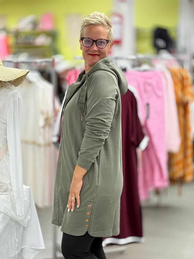 Zeze Collegehuppari Elsa 6